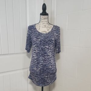 3/$10 - A GLOW Blue and Purple Patterned MATERNITY Tee With 1/2 Sleeves